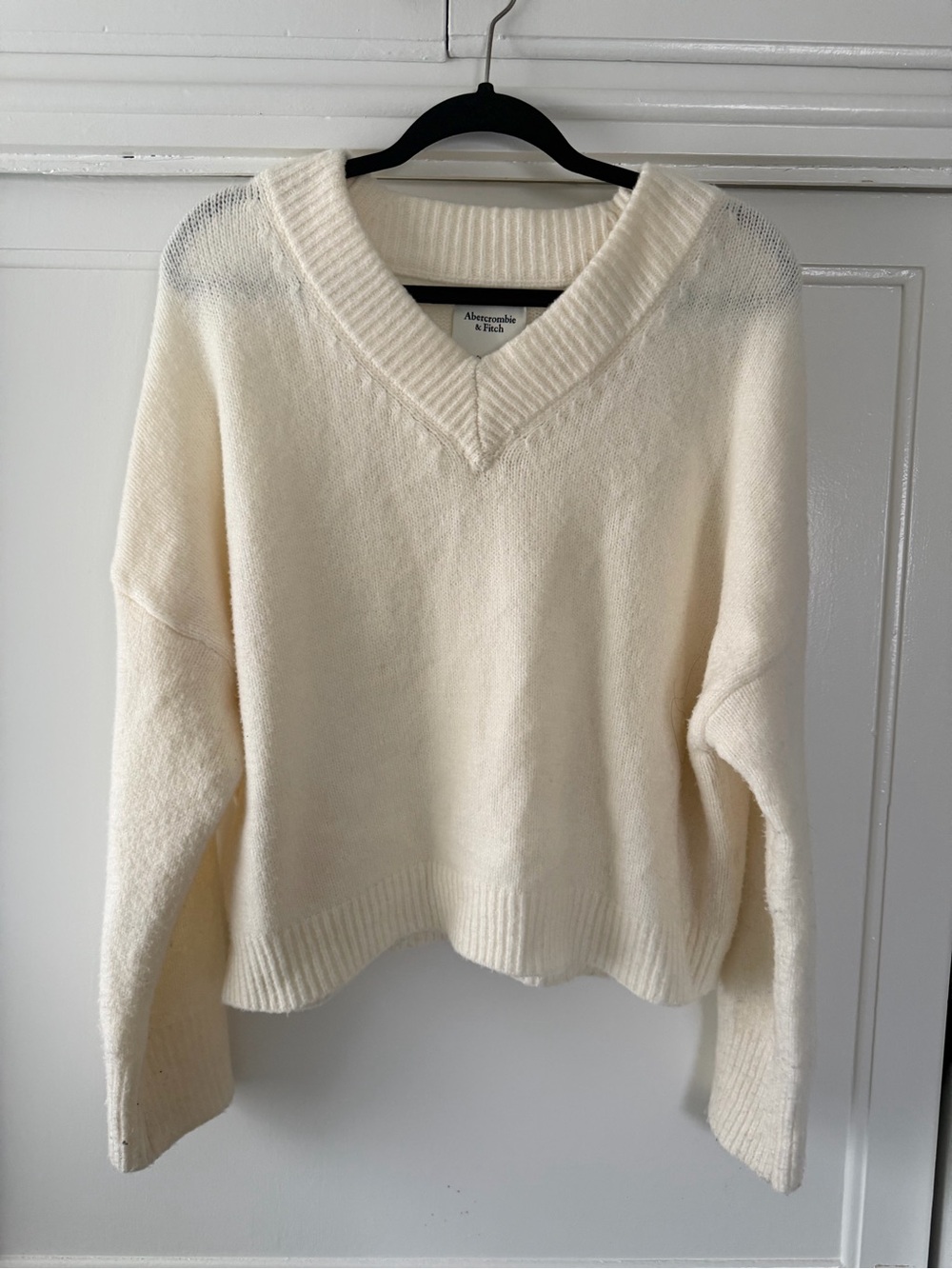 Abercrombie & Fitch Ivory V-Neck Knit Sweater
